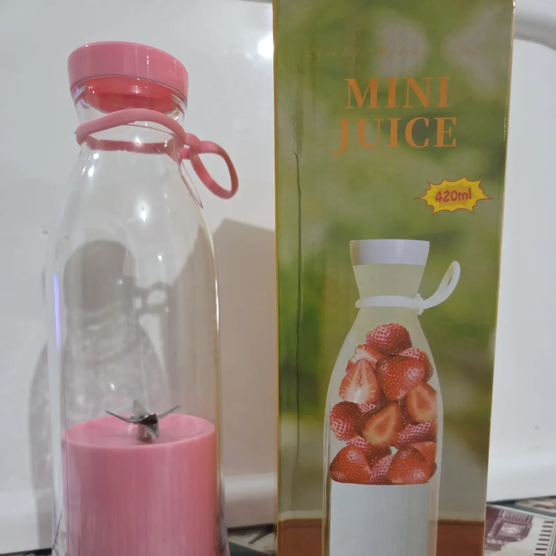 Mini-licuadora-portatil-2